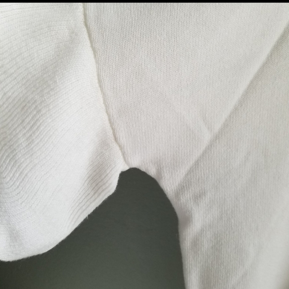 John and Jenn frill sleeve top - Picture 7 of 13